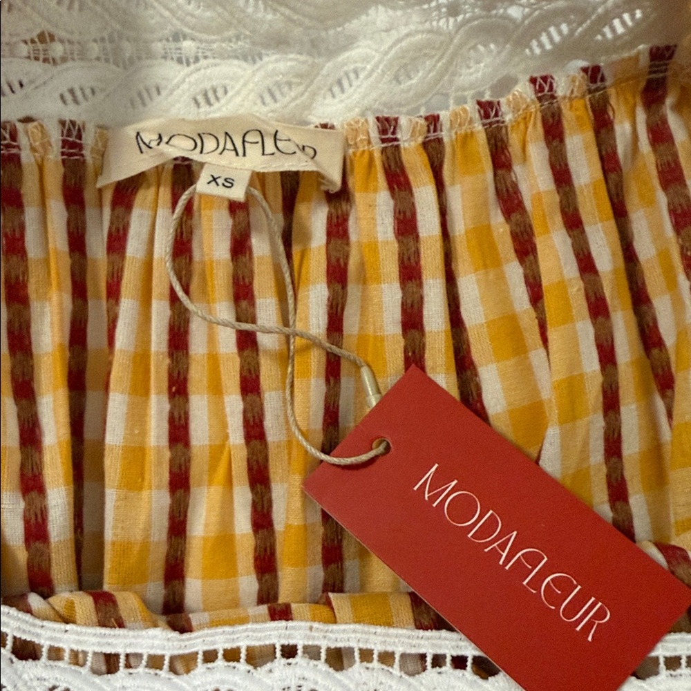 Yellow Plaid Ruffle Sleeve Top - Picture 2 of 2